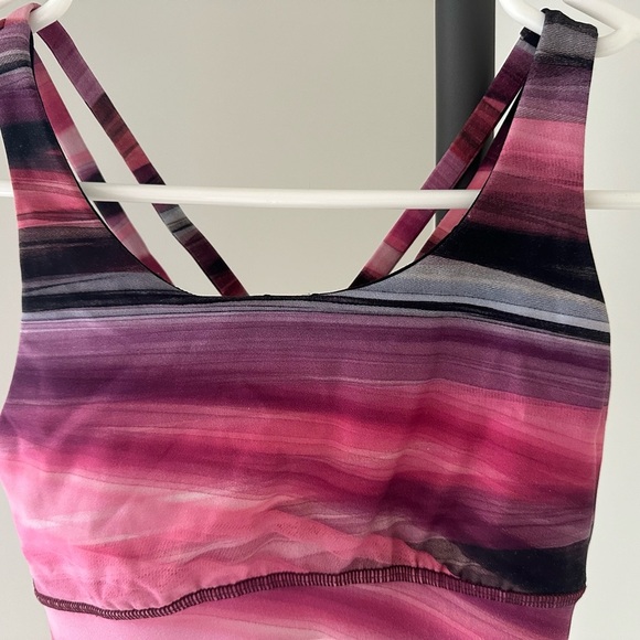 Lululemon Vibrant Pink and Black Sports Bra with Supportive Racerback Size 4 - Picture 3 of 8